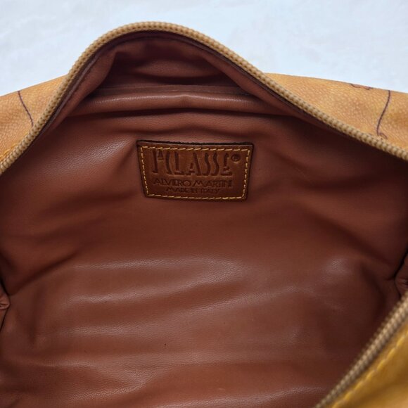 Geo Classic Clutch Bag - Picture 4 of 5